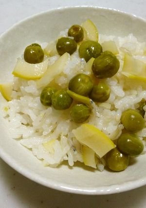 グリンピースの炊き込みご飯-レシピのメイン写真