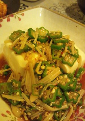 おくらとえのきのピリ辛冷や豆腐-レシピのメイン写真