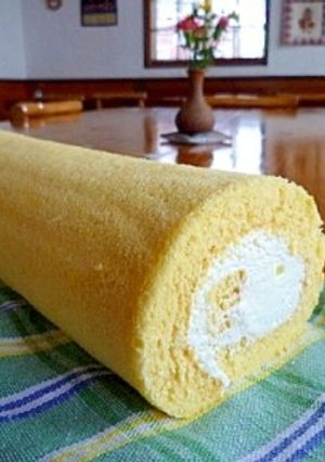 ふんわりやわらかロールケーキ-レシピのメイン写真