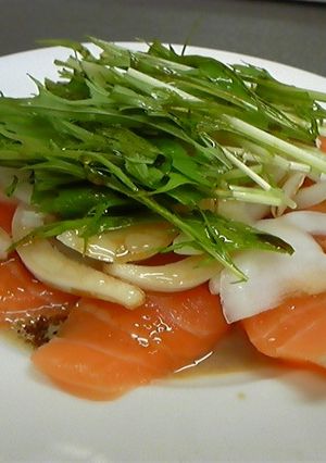 男の料理 サーモンと新玉ねぎカルパッチョ-レシピのメイン写真
