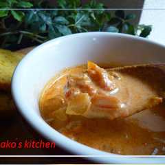 รูปของ レンズ豆のエスニックトマトカレースープ
