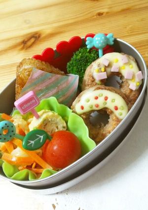 キャラ弁＊ハンバーグでドーナッツ弁当＊-レシピのメイン写真