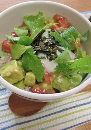 塩麹入りトマトアボカ丼-レシピのメイン写真