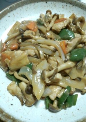 茸と新玉ねぎと鶏胸肉のオイマヨ炒め-レシピのメイン写真