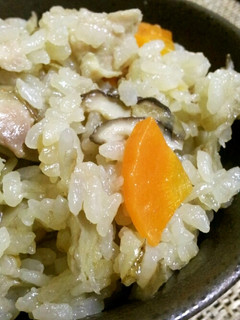 塩麹を使った鶏ごぼう飯☆炊き込みご飯-レシピのメイン写真
