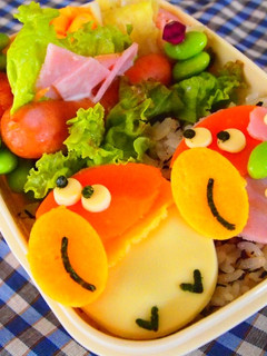 キャラ弁:ちょっぴりメタボなキョロちゃん-レシピのメイン写真