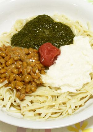 ３種のねばネバと南高梅のぶっかけ冷うどん-レシピのメイン写真