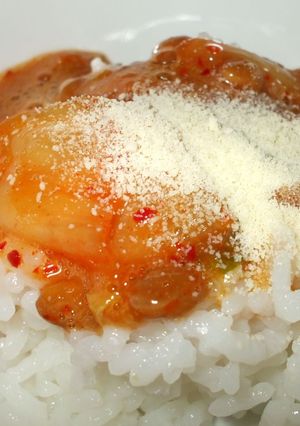 納豆キムチご飯の粉チーズがけ♪ランチに-レシピのメイン写真