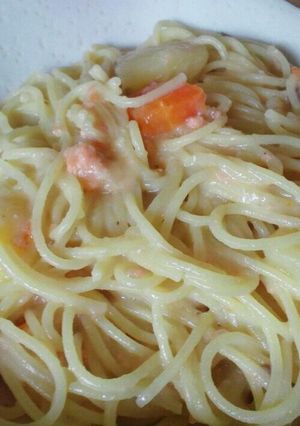 シチューリメイク★鮭クリームパスタ-レシピのメイン写真
