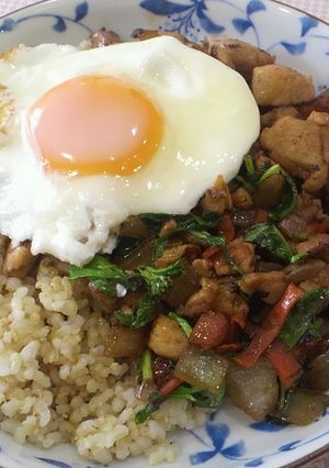 玄米でタイ風カフェ飯-レシピのメイン写真