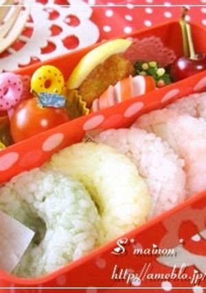 可愛いキャラ弁☆ぷっくりドーナツおにぎり-レシピのメイン写真