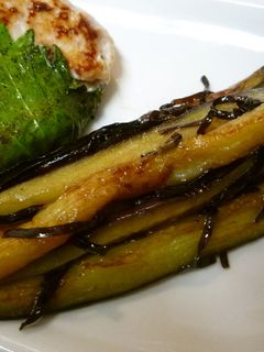 ☼付け合せにお手軽♪ナスの塩昆布炒め-レシピのメイン写真