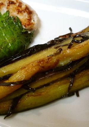 ☼付け合せにお手軽♪ナスの塩昆布炒め-レシピのメイン写真