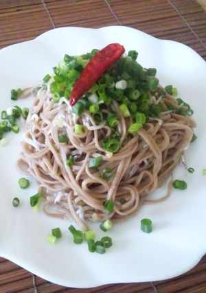 おそばとしらすのペベロンチーノ-レシピのメイン写真