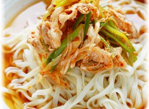 ピリ辛豚しゃぶのせ＊ぶっかけ冷やしうどん-レシピのメイン写真