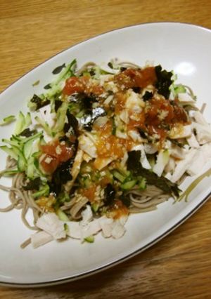 バンバンジーそば（梅ニンニクだれで）-レシピのメイン写真