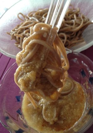 えのき氷たっぷりのつけ汁で☆冷たいお蕎麦-レシピのメイン写真