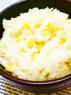 旬の味♪とうもろこしの塩バターごはん-レシピのメイン写真