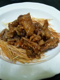 鳥皮の唐揚げ巣ごもり風~素麺で~-レシピのメイン写真