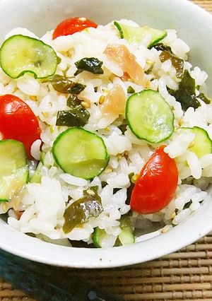 暑い日に☀梅干のさっぱり～混ぜご飯♡-レシピのメイン写真