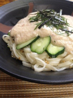 簡単さっぱり!冷やしうどんの梅豆腐ソース-レシピのメイン写真