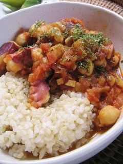 プリプリ!タコとひよこ豆のトマトソース煮-レシピのメイン写真