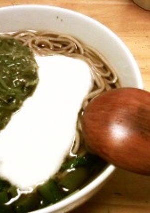 ねばねばパワー✩めかぶとろろ蕎麦-レシピのメイン写真