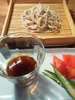 夏野菜といただく カレーつゆ冷蕎麦-レシピのメイン写真