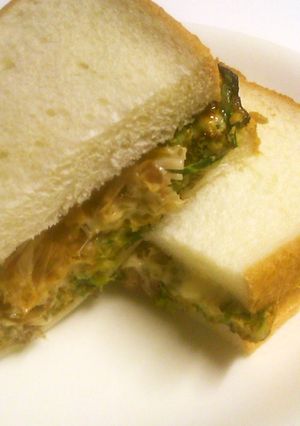 お好み焼きの味がするサンドイッチ-レシピのメイン写真