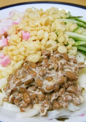冷やし納豆たぬきうどん-レシピのメイン写真