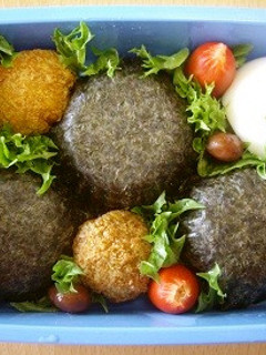 海苔カップでやわらかおにぎり-レシピのメイン写真