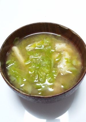 あごだしで美味!キャベツとあげの味噌汁-レシピのメイン写真