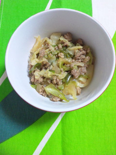 ☆キャベツとひき肉のコクうま豚丼☆-レシピのメイン写真