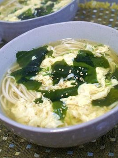 ワカメと卵の✱簡単手抜きうどん✱-レシピのメイン写真