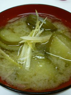 茄子とみょうがの味噌汁-レシピのメイン写真