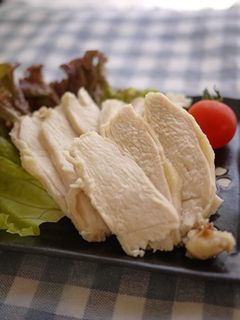 レンジで簡単☆塩麹で蒸し鶏-レシピのメイン写真