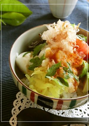 トマト・アボカド・モッツァレラおろしご飯-レシピのメイン写真