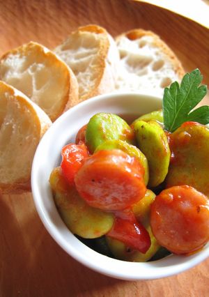 デリ風♪そら豆とウインナーのトマト煮-レシピのメイン写真