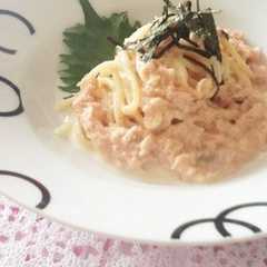 รูปของ 簡単ランチに☆ツナタラマヨパスタ