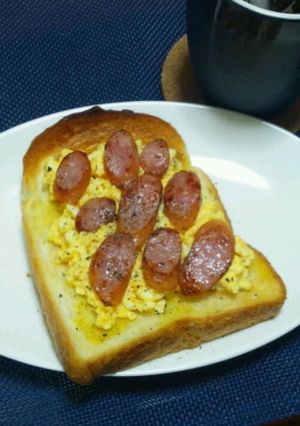 ごちゃごちゃ卵のウインナートースト☆-レシピのメイン写真
