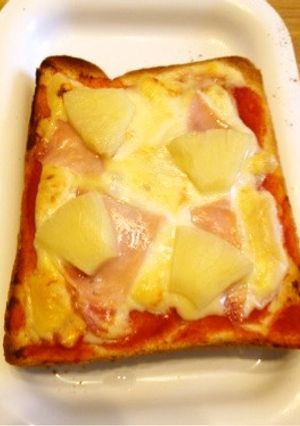 ハムとパイナップルのピザトースト-レシピのメイン写真
