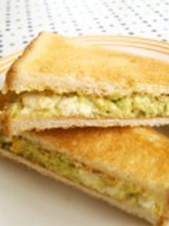 アボガド卵サラダのサンドイッチ♪-レシピのメイン写真