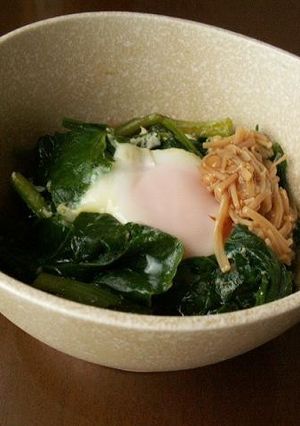 ほうれん草の巣篭もり-レシピのメイン写真