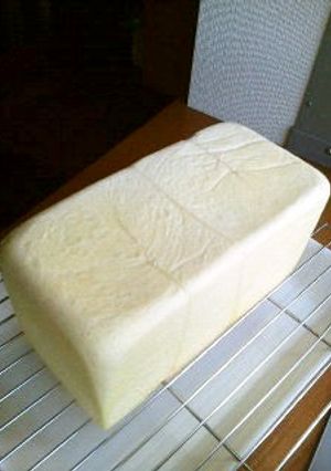 "超ふわふわ♡白い食パン"-レシピのメイン写真
