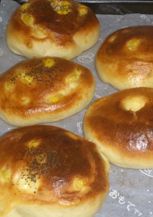 チーズとコーンのロールパン-レシピのメイン写真