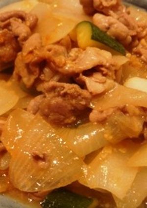 玉ねぎ農家の玉ねぎ＆ズッキーニの味噌炒め-レシピのメイン写真