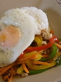 ガパオ★うちのシンプル鶏バジル炒めご飯-レシピのメイン写真