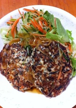 塩麹＊ヘルシー！鳥胸肉豆腐ハンバーグ-レシピのメイン写真