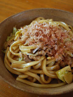決めては塩麹!の焼きうどん-レシピのメイン写真