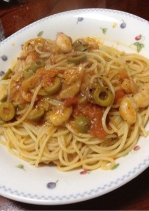 オリーブとトマトのパスタ-レシピのメイン写真